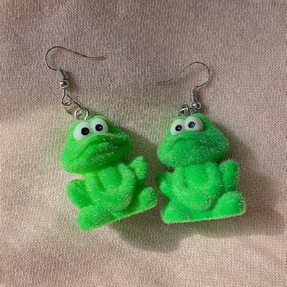 Frog Fuzzy Earrings - Picture 1 of 3